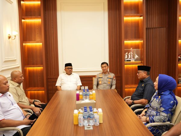 Kapolda Sultra Jalin Silaturahmi ke DPRD Sultra, Perkuat Sinergitas Forkopimda untuk Kemajuan Daerah